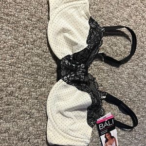 Black and white bra with polka dots, adjustable straps